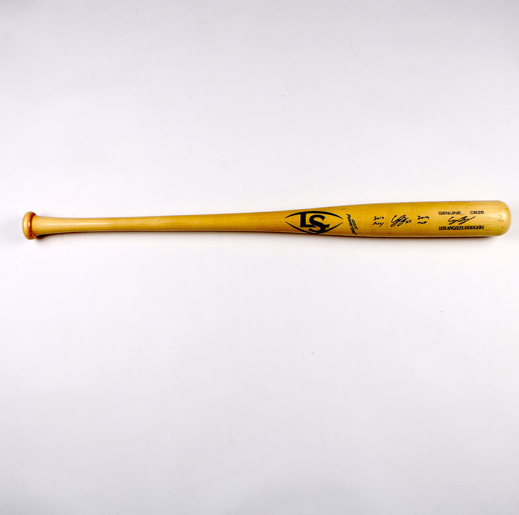 Cody Bellinger signed Bat Game issued Los Angelos Dodgers Ysnkeres Beckett