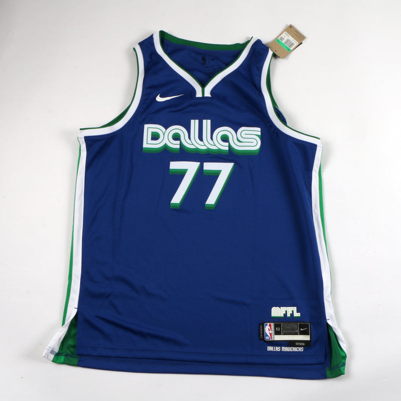 Dirk Nowitzki Autographed Nike Dallas Mavericks Royal Blue