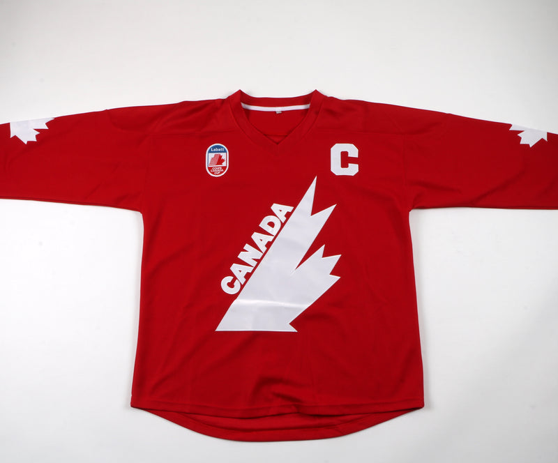 Wayne Gretzky signed autographed Jersey Canada RARE The Great One Beckett COA