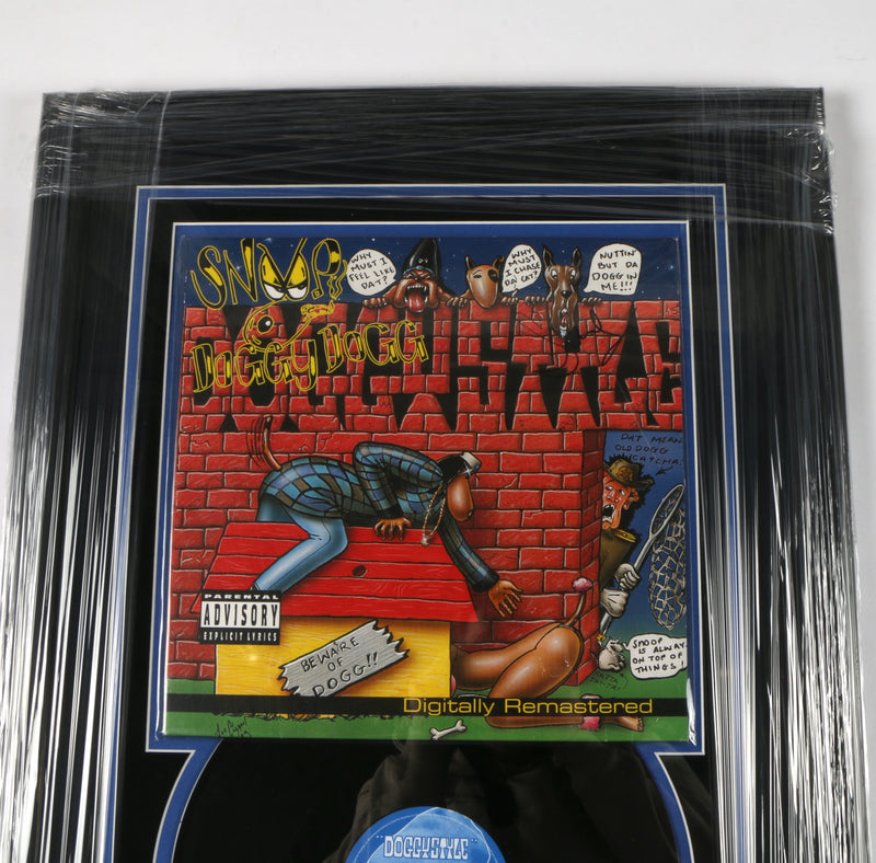 Snoop Dogg Signed Doggystyle Vinyl Album Cover Framed