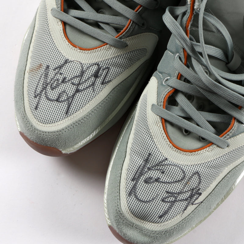 Kevin Love Signed Shoes Game Used- COA Beckett