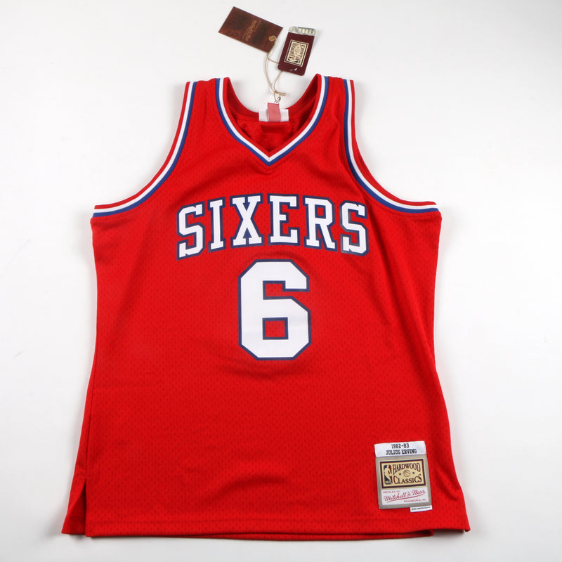 Julius Erving of the Philadelphia 76ers shoots a free throw circa Julius Erving of the Philadelphia 76ers shoots a free throw circa