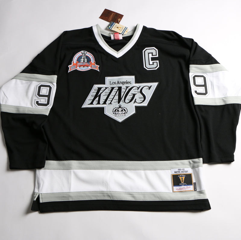 Wayne Gretzky Signed Jersey Los Angeles Kings - Beckett COA