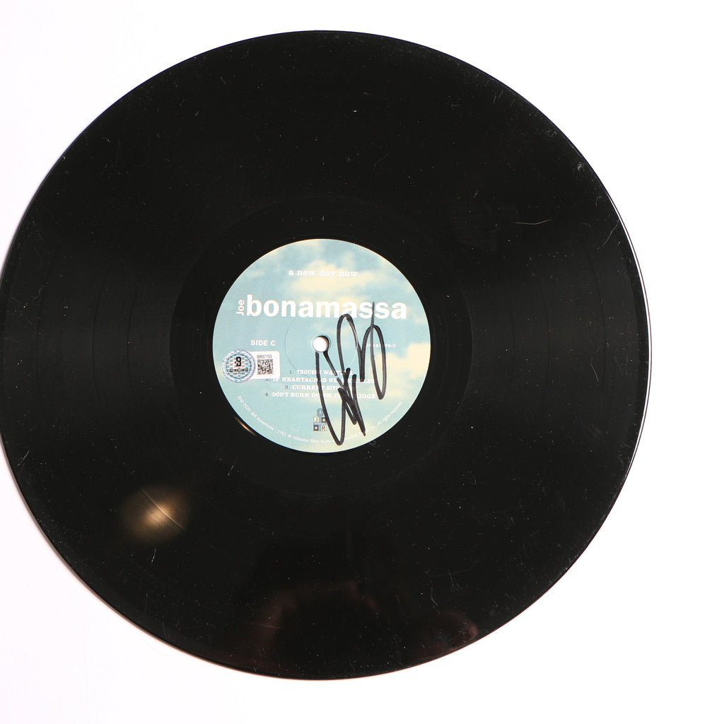 Joe Bonamassa Signed Vinyl A new day now – Beckett COA