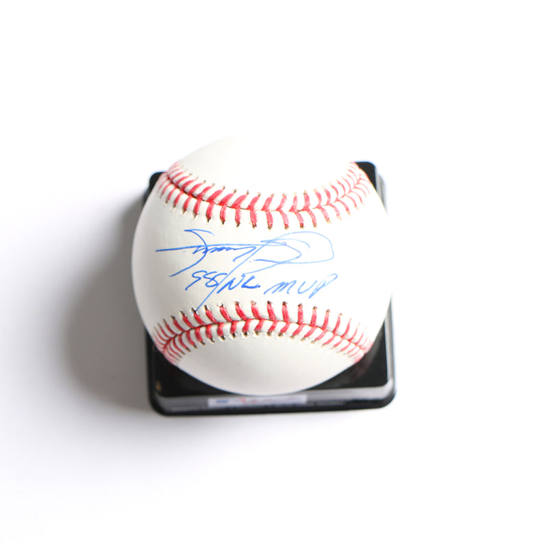 Sammy Sosa Signed Baseball Inscribed "98 NL MVP" – Beckett COA