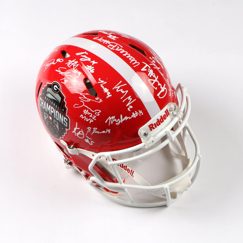 Georgia Bulldogs 2022 Team Signed Helmet Authentic Stetson Bennett Ladd Brock National Champs BAS AE39191 NEW