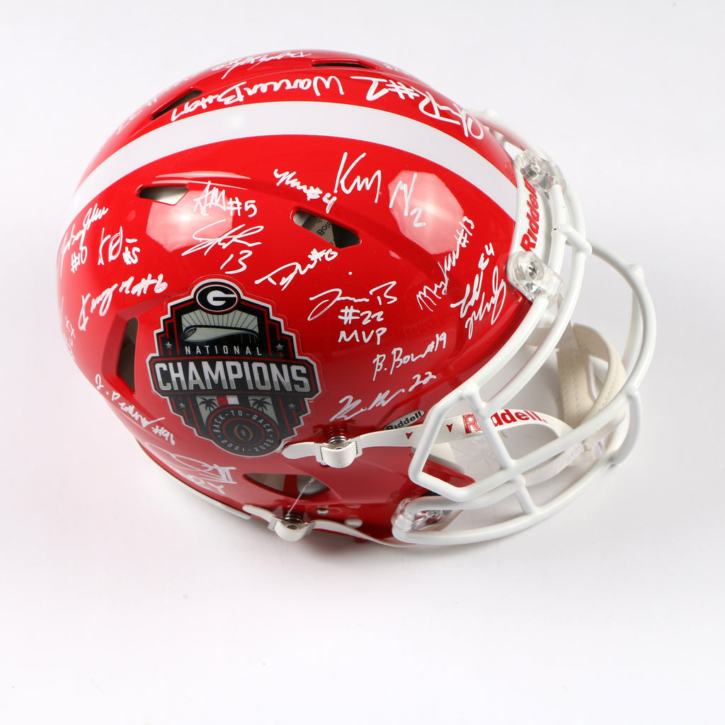 Georgia Bulldogs 2022 Team Signed Helmet Authentic Stetson Bennett Ladd Brock National Champs BAS AE39195 NEW