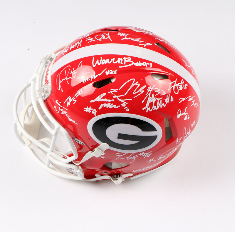 Georgia Bulldogs 2022 Team Signed Helmet Authentic Stetson Bennett Ladd Brock National Champs BAS AE39193 NEW