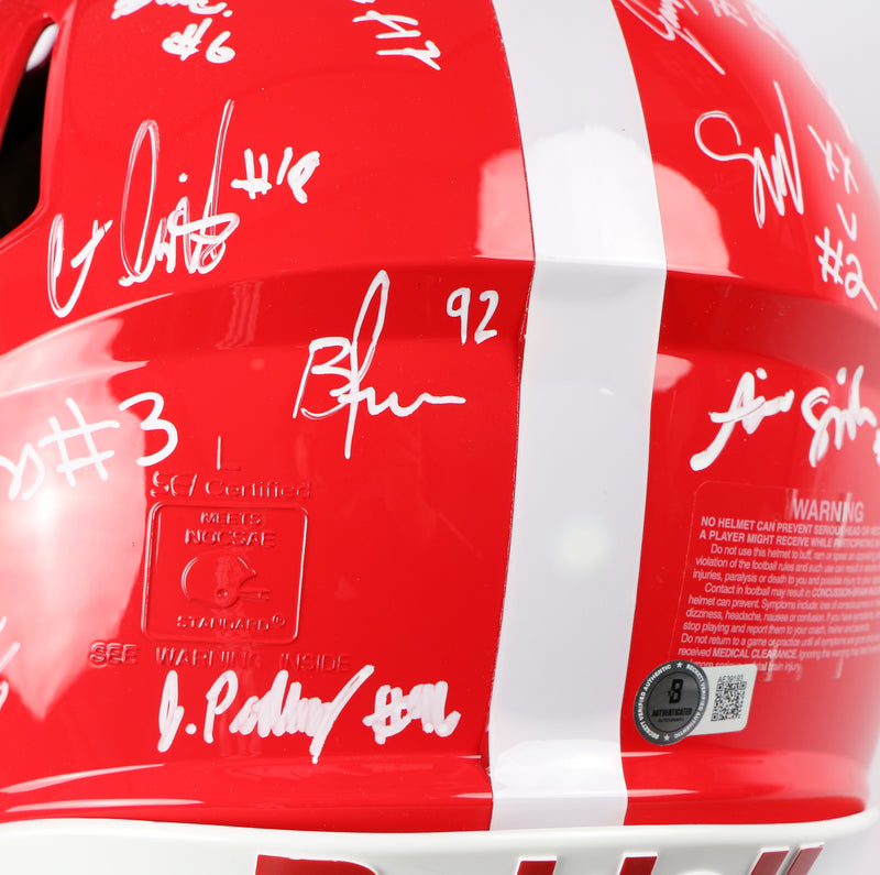 Georgia Bulldogs 2022 Team Signed Helmet Authentic Stetson Bennett Ladd Brock National Champs BAS AE39193 NEW