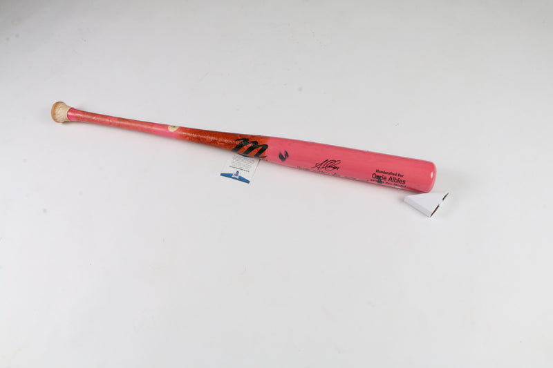 Ozzie Albies Signed Bat Mothers Day Game Used MLB