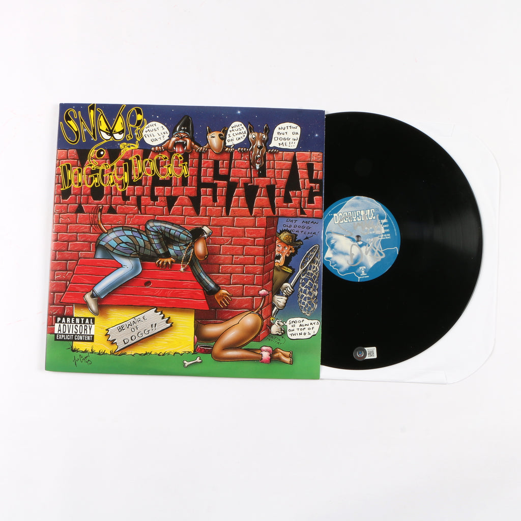 Snoop Dogg Signed Doggystyle Vinyl Disc with Cover