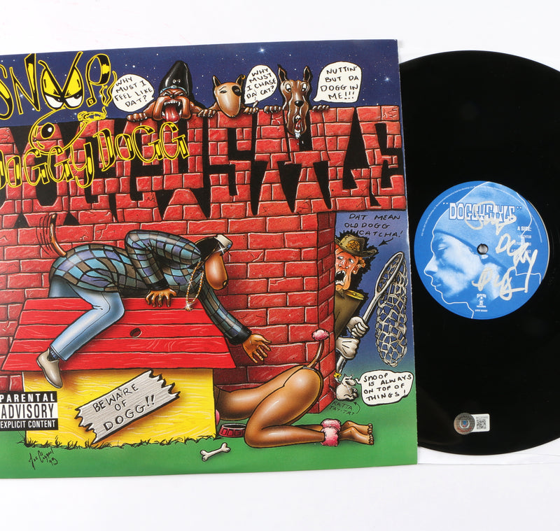 Snoop Dogg Signed Doggystyle Vinyl Disc with Cover