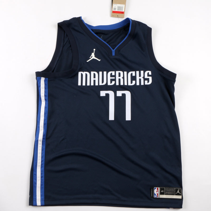 Luka Doncic Signed Jersey Dallas Mavericks Swingman