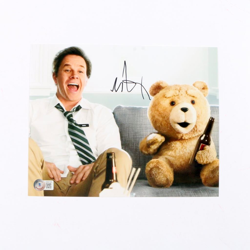 Mark Wahlberg Signed Photo 8x10 (TED)