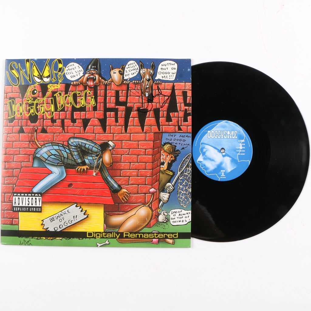 Snoop Dogg Signed Doggystyle Vinyl Disc with Cover