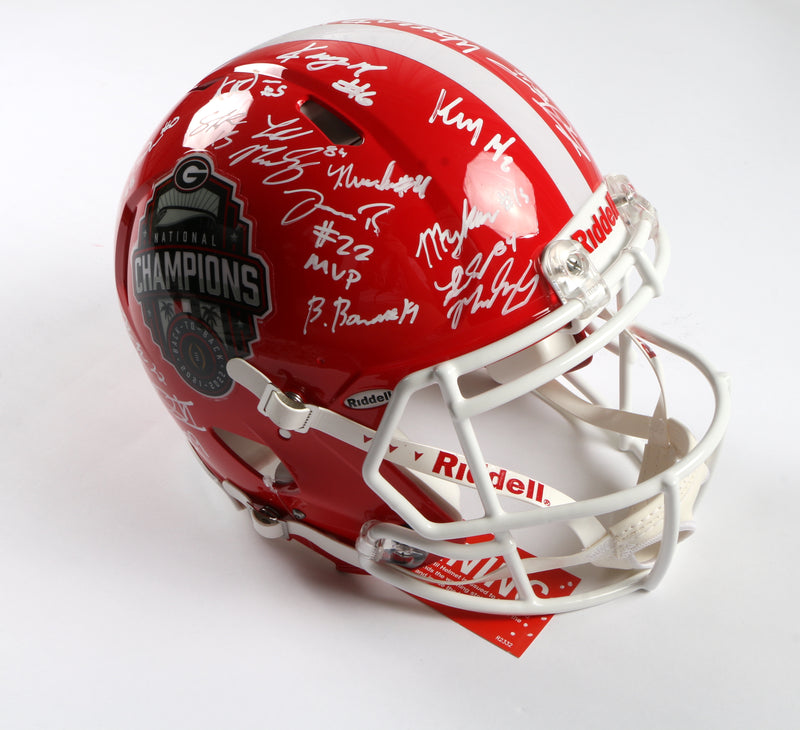 Georgia Bulldogs 2022 Team Signed Helmet Authentic Stetson Bennett Ladd Brock National Champs BAS AC32313