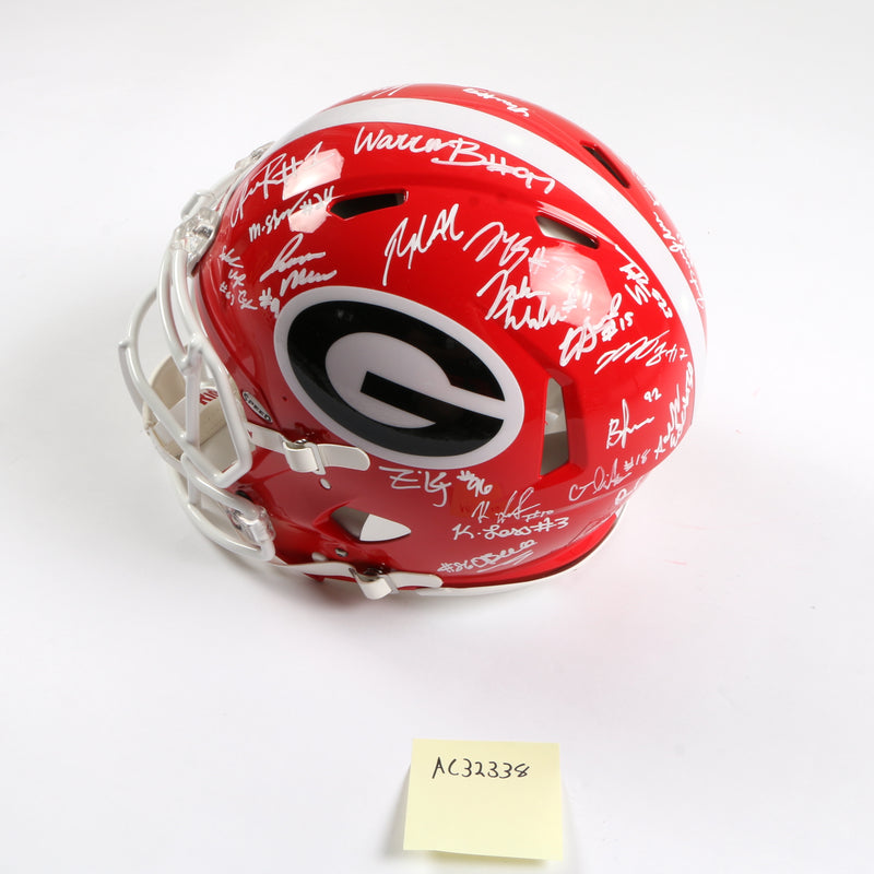 Georgia Bulldogs 2022 Team Signed Helmet Authentic Stetson Bennett Ladd Brock National Champs BAS AC32338