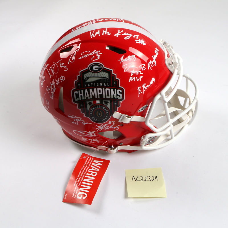 Georgia Bulldogs 2022 Team Signed Helmet Authentic Stetson Bennett Ladd Brock National Champs BAS AC32329