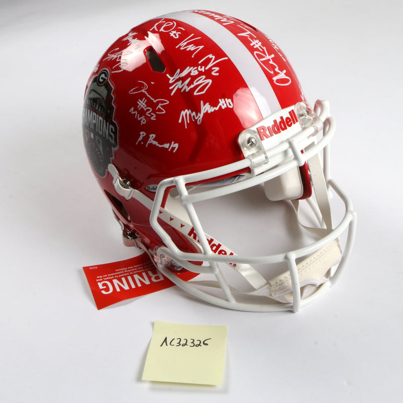 Georgia Bulldogs 2022 Team Signed Helmet Authentic Stetson Bennett Ladd Brock National Champs BAS AC32326