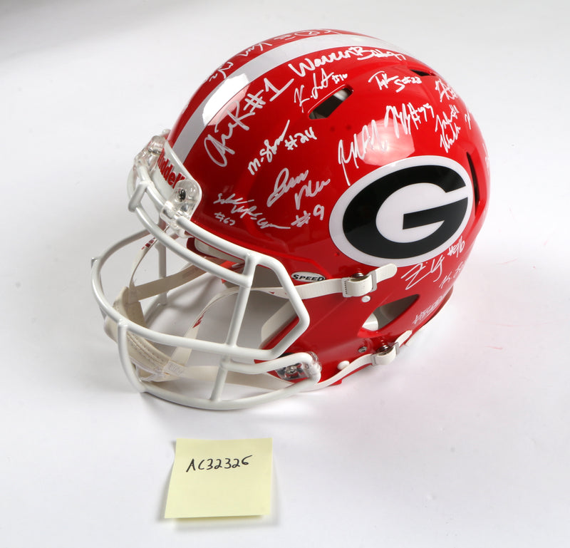 Georgia Bulldogs 2022 Team Signed Helmet Authentic Stetson Bennett Ladd Brock National Champs BAS AC32326