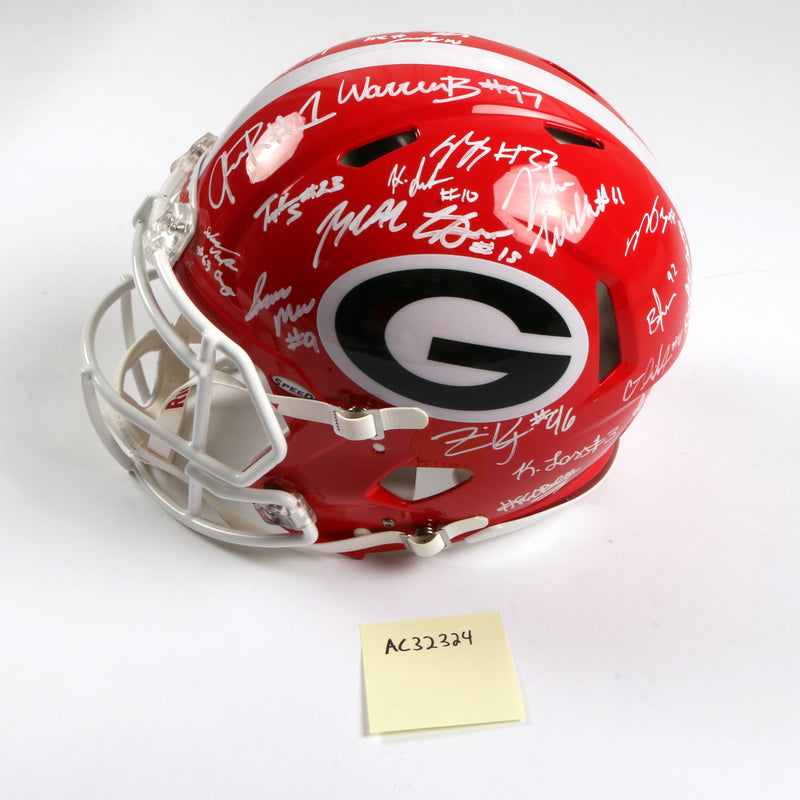 Georgia Bulldogs 2022 Team Signed Helmet Authentic Stetson Bennett Ladd Brock National Champs BAS AC32324