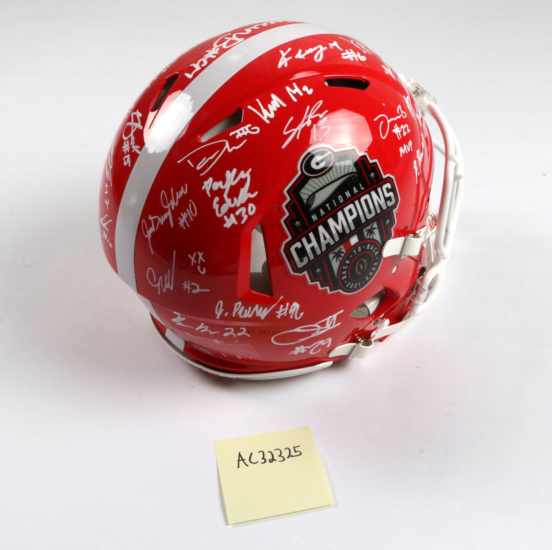 Georgia Bulldogs 2022 Team Signed Helmet Authentic Stetson Bennett Ladd Brock National Champs BAS AC32325