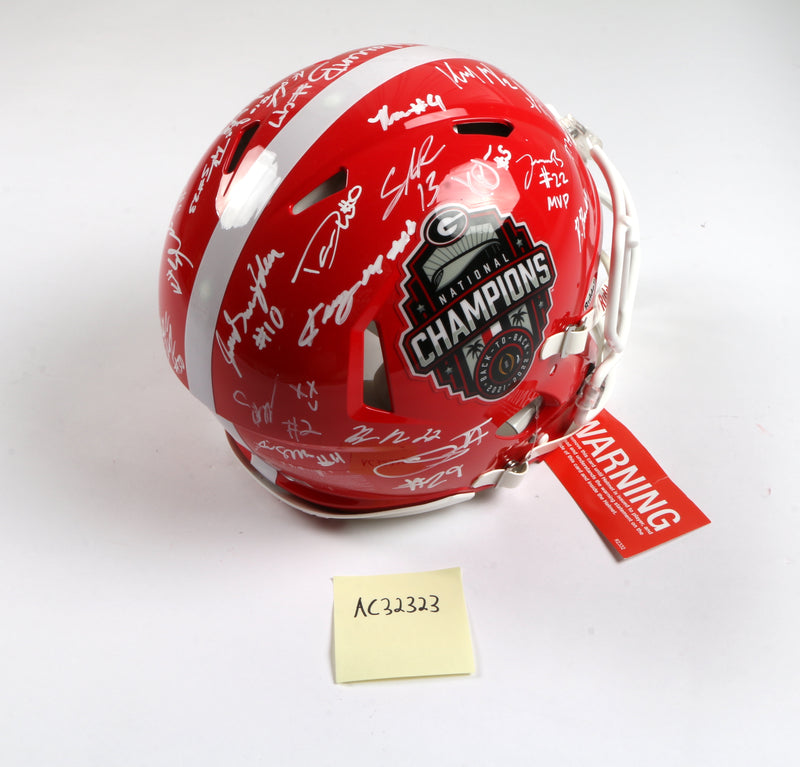 Georgia Bulldogs 2022 Team Signed Helmet Authentic Stetson Bennett Ladd Brock National Champs BAS AC32323